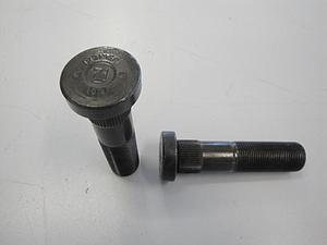 Radbolzen Hinten Zf Achse